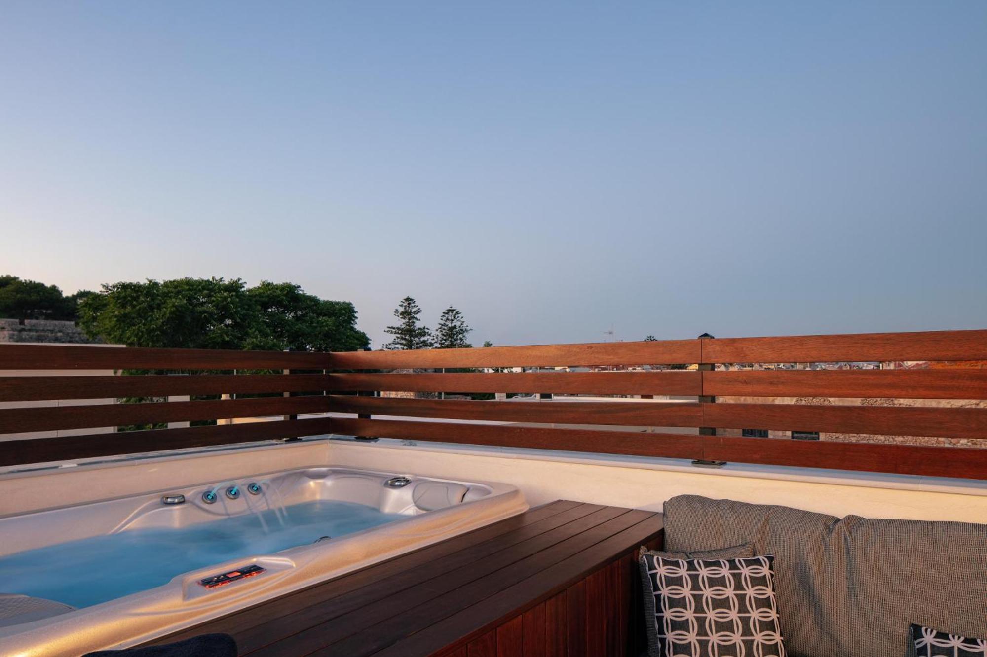Le Bijou Luxury Suites Rethymno Eksteriør billede